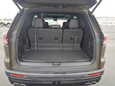 2024 GMC Acadia AT4