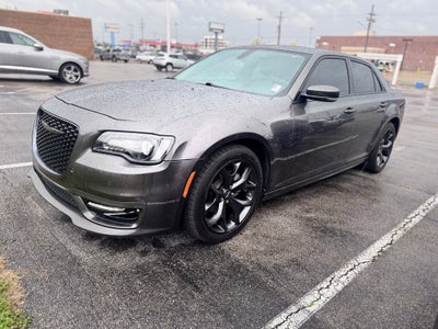 2023 Chrysler 300 Touring L