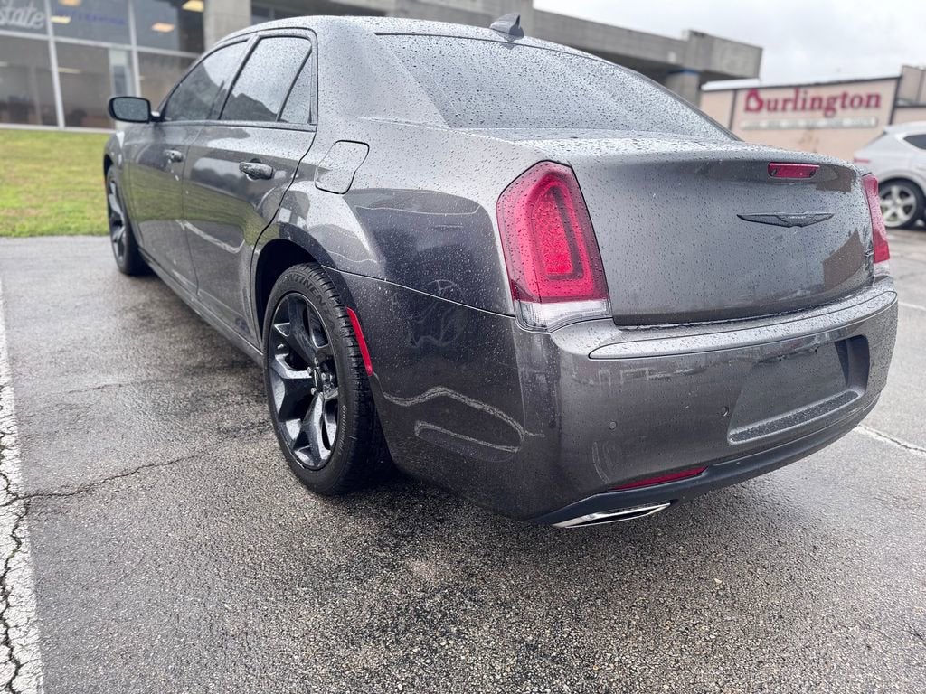 2023 Chrysler 300 Touring L