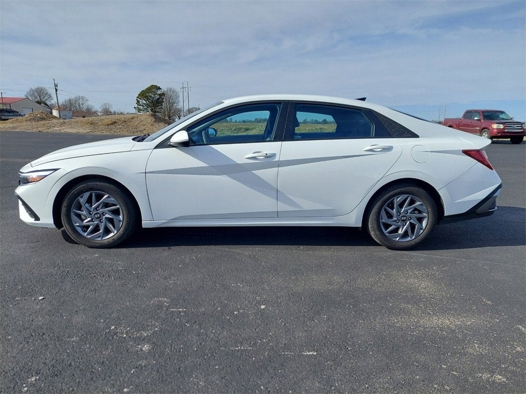 2025 Hyundai Elantra Hybrid Blue