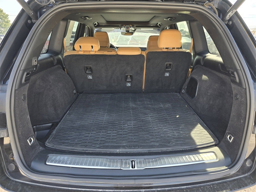 2023 Jeep Grand Cherokee Summit