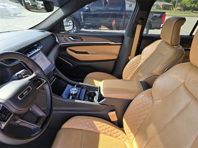 2023 Jeep Grand Cherokee Summit