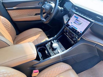 2023 Jeep Grand Cherokee Summit