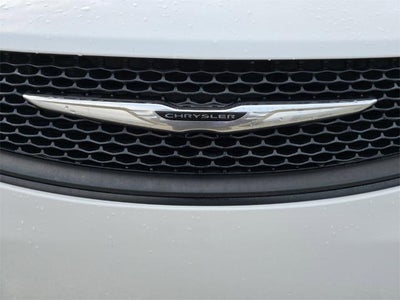 2024 Chrysler Voyager LX