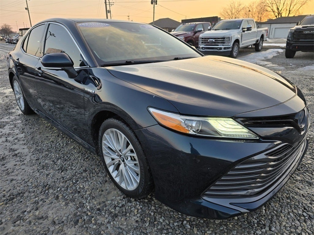 2019 Toyota Camry Hybrid XLE