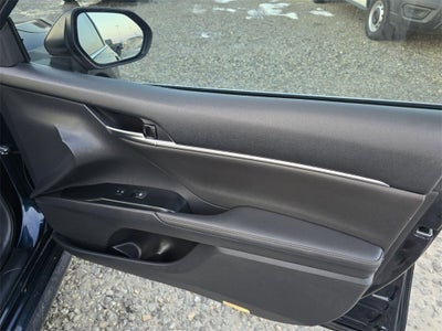 2019 Toyota Camry Hybrid XLE