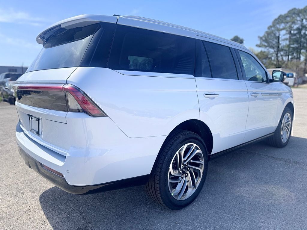 2026 Lincoln Navigator Reserve