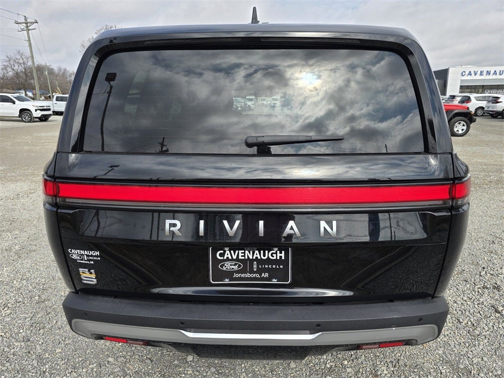 2023 Rivian R1S Adventure