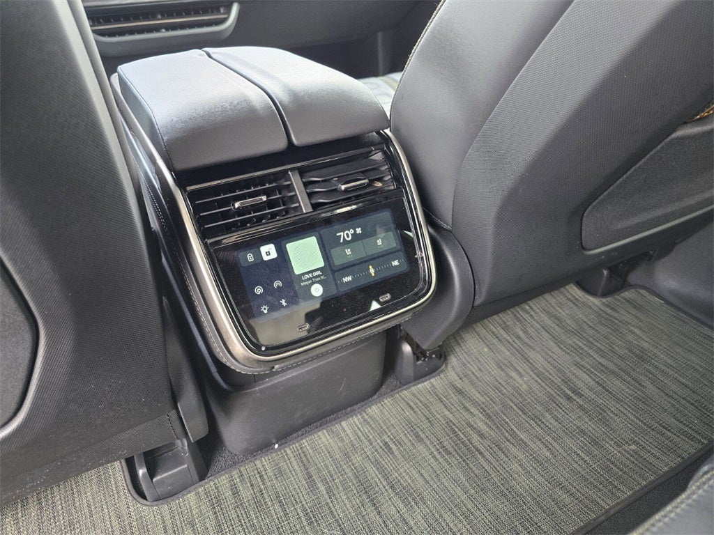 2023 Rivian R1S Adventure