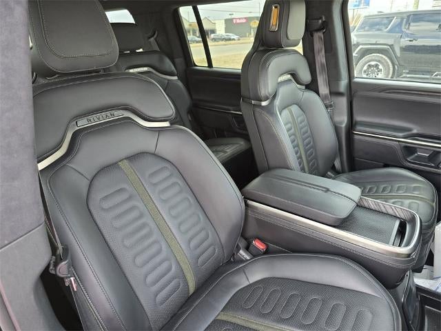 2023 Rivian R1S Adventure