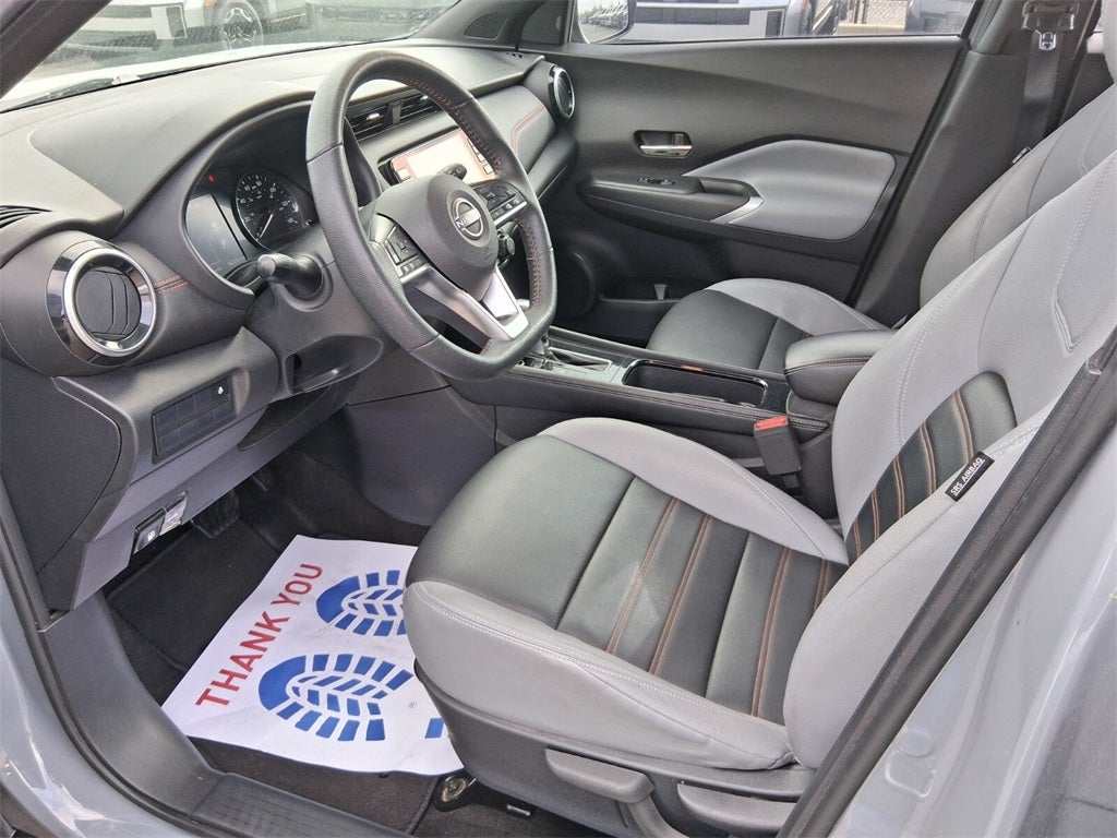 2023 Nissan Kicks SR