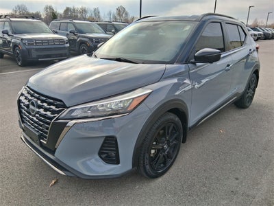 2023 Nissan Kicks SR