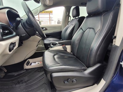 2019 Chrysler Pacifica Touring L Plus Front-wheel Drive Passenger Van